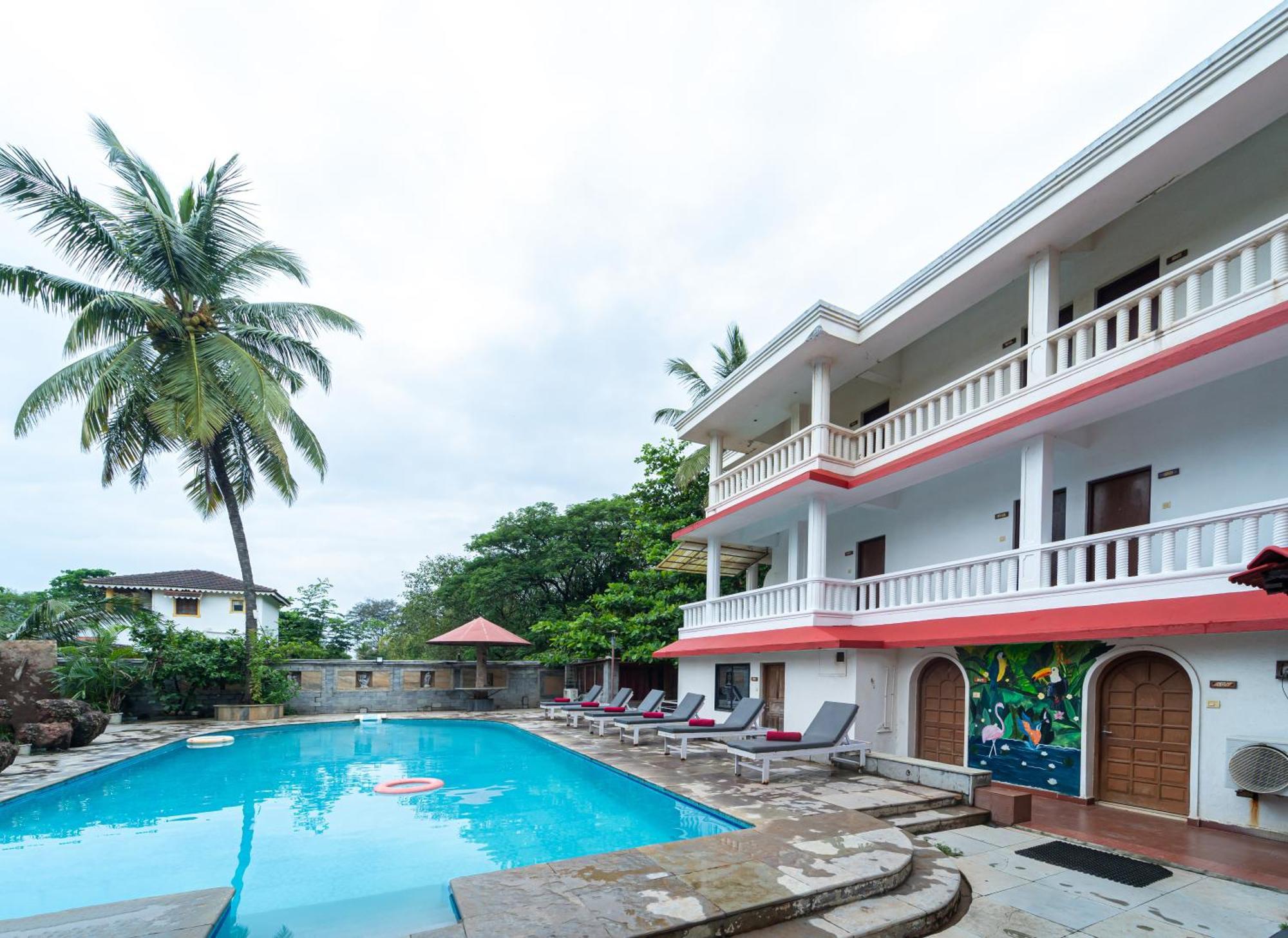 Treebo Kristal Sands Beach Resort Calangute Exterior photo